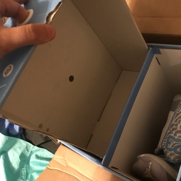 SCAMMER ALERT - Picture 4 of 4